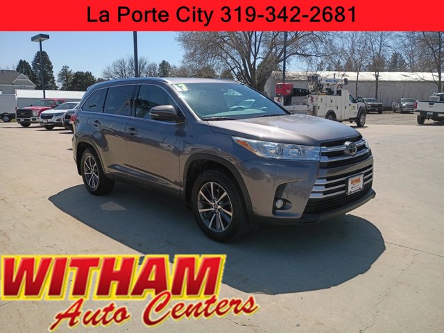 2017 Toyota Highlander SE