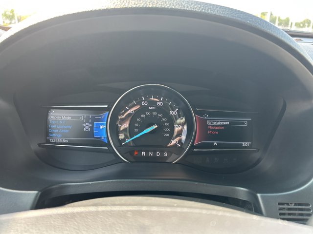 2016 Ford Explorer Limited photo 12