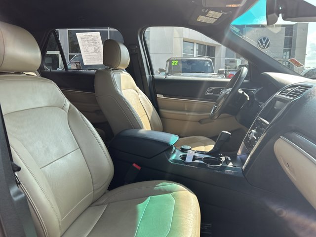 2016 Ford Explorer Limited photo 5