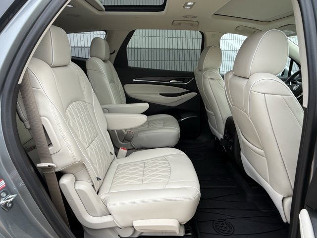 2023 Buick Enclave Avenir photo 6