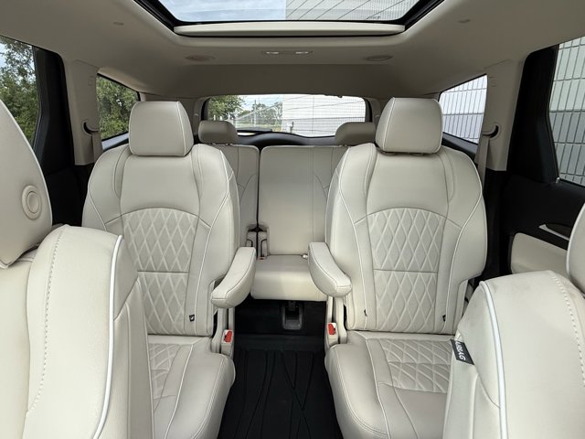 2023 Buick Enclave Avenir photo 8