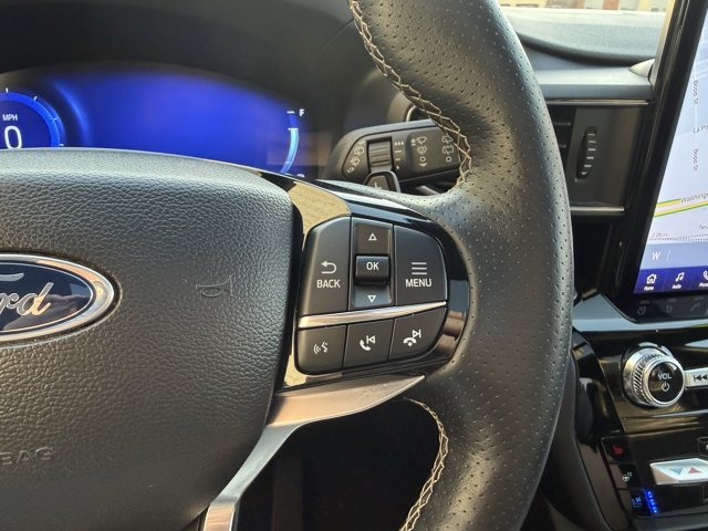 2023 Ford Explorer ST photo 15