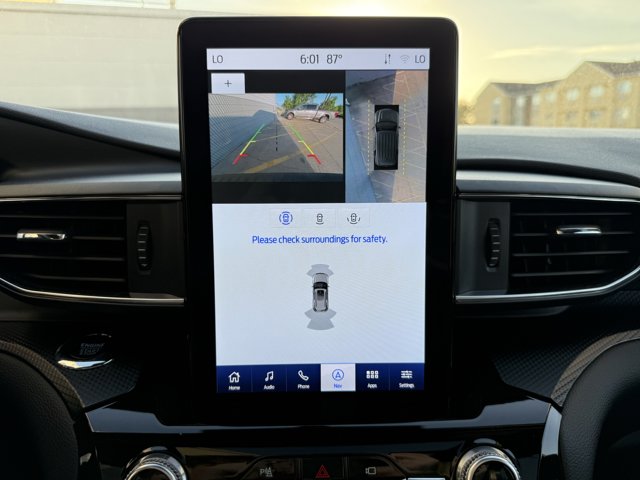 2023 Ford Explorer ST photo 18
