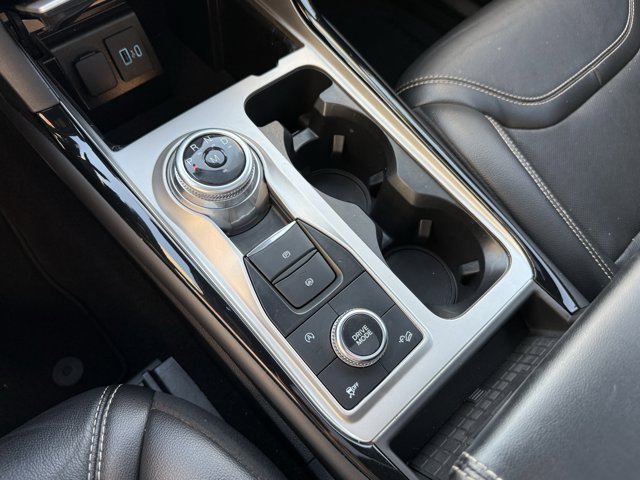 2023 Ford Explorer ST photo 19