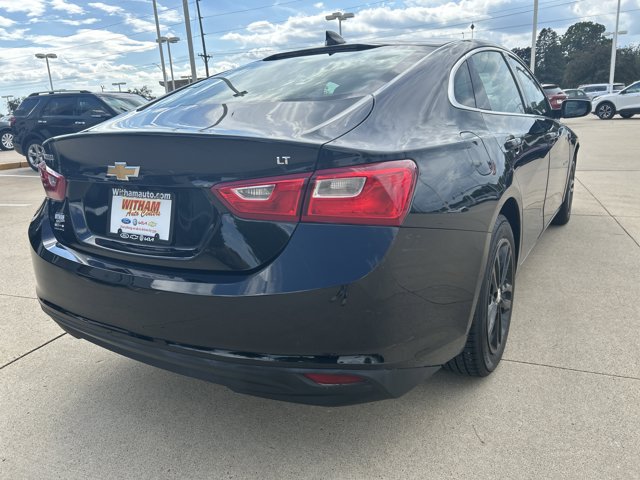 2018 Chevrolet Malibu 1LT photo 3