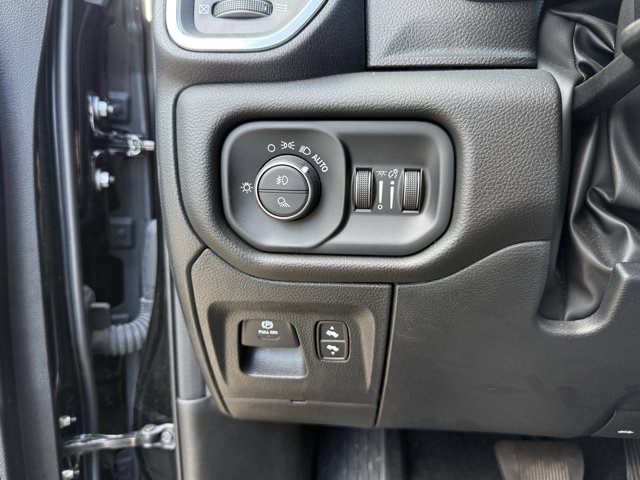 2025 RAM Ram 1500 Pickup Laramie - Photo 13